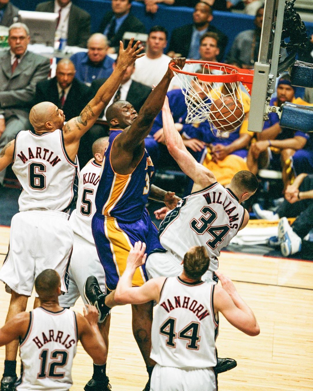 的进攻或防 的进攻或防